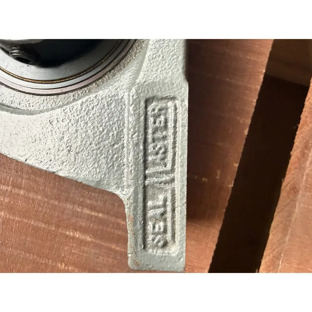 SealMaster NPL-23 Pillow Block Bearing 1-7/16